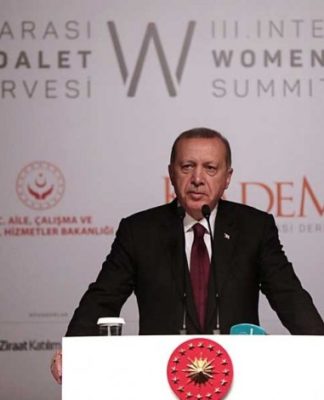 Erdoğan’dan Kadın Meselesinde ‘Şaşırtıcı’ Yorum: “Kadın Kadın İle Koşar, Erkek Erkekle”