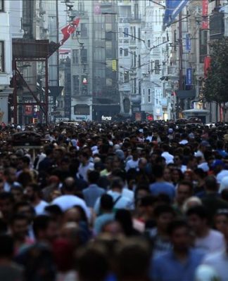 Araştırmaya Göre Gençler Arasında Muhafazakarlık Oranı Geriliyor