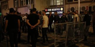 HDP’nin Kazandığı Cizre, İdil, Silopi Belediyeleri Önlerine Polis Kulübeleri Kuruluyor