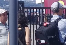 AKP’liler CHP Mitingini Taciz Etti