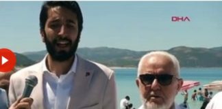 Basın Açıklamasında Depreme Yakalanan Saadet Partililer Tekbir Getirdi