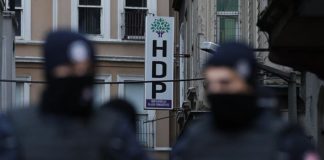 HDP’ye Operasyon: Çok Sayıda Partili ve Belediye Meclis Üyesi Gözaltında