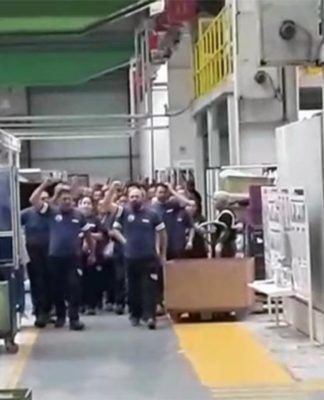 Novares İşçileri Ağır Çalışma Koşullarına İtiraz Ediyor