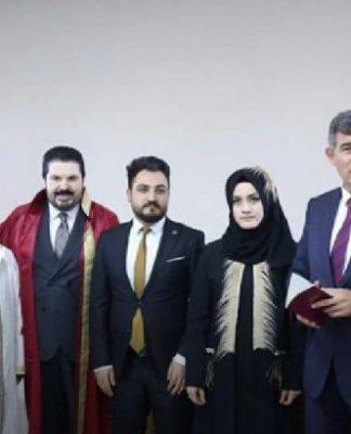 Metin Feyzioğlu çıtayı yükseltti: Dini nikahta Mahmut Tuncer ile birlikte şahitlik yaptı