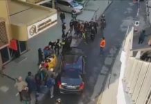 Patron Eylemcilerin Üzerine Araba Sürdü