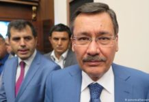 Melih Gökçek, Onlarca Otoparkı Düşük Ücretlerle Uzun Süreliğine Eşine Kiralamış