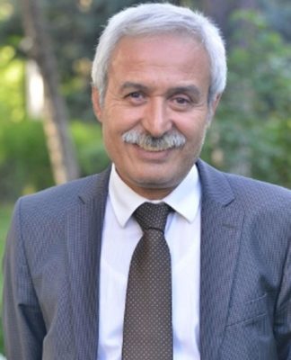 Tutuklanan Diyarbakır Büyükşehir Belediyesi Eş Başkanı Selçuk Mızraklı, uluslararası kamuoyuna mektup yazdı