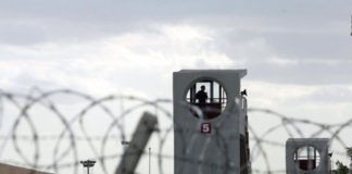 Savcılık Talimatıyla Tutsaklara Askeri Nizamda Ayakta Sayım Dayatılıyor