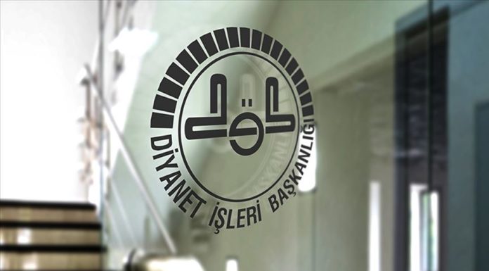 Şiddet gören kadına Diyanet’ten tavsiyeler: “Tepki gösterme, hatayı kendinde ara, meseleyi aile içinde çöz.”