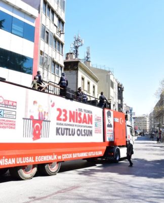 Kadıköy Kaymakamlığı 23 Nisan’ı yasakladı, Belediye’nin etkinliklerini iptal etti!
