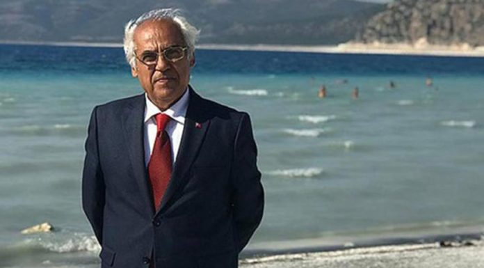 Salda Gölü için mücadele eden CHP’li Belediye Başkanı ve eşine silahlı saldırı