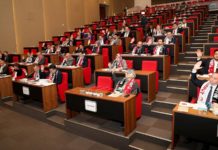 AKP’li Meclis Üyeleri, CHP’lilerin ilettiği isimlere yardımı engelliyor: “Onlara İBB yardım etsin”