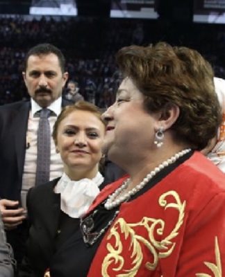 Kimdir Rektör Şafak Çomaklı?