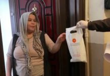Dağıtılan kolonya ve maskelerde Erdoğan imzası: ‘Cumhurbaşkanının size selam var’