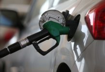 Salgın günlerinde petrol ve motorine zam geldi