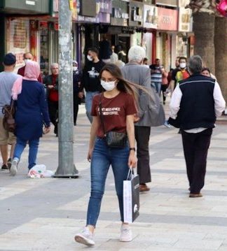 Bir il genelinde daha maske takmak zorunlu