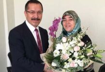 Rektör, eşine özel ilan açtı
