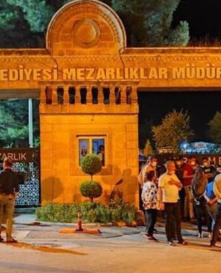 Uzman çavuş Musa Orhan’ın tecavüzüne uğrayan İ.E., polis ablukasında defnedildi