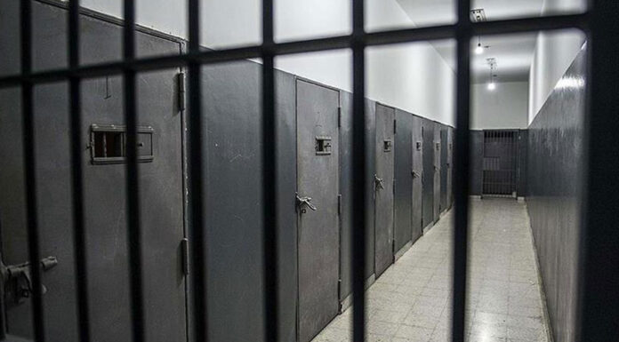 Hapishanelerdeki hak ihlallerine yenisi eklendi: “İnfaz yakma”