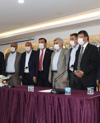 AKP’ye katılan eski HDP meclis üyesi: “Cumhurbaşkanımızı rüyamda gördüğüm için AKP’ye katıldım”