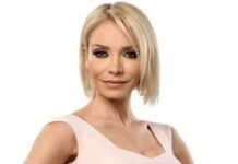 Öykü Serter’den iktidara: “Şuursuz bakanlarını da al git ey iktidar!!”