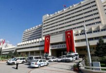 Makam odalarına film ve süper lig paketleri: “Misafir ağırlıyoruz”