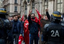 Fransa, Ülkü Ocaklarını kapatıyor