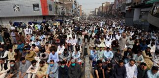 Pakistan’dan Koronavirüs’e karşı önlem: Ülke geneli “dua” edilecek