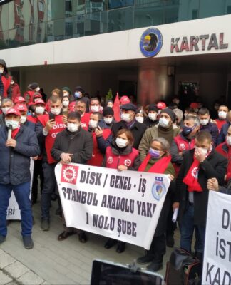 Kartal Belediyesi işçileri hakları için eylemdeydi