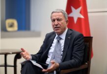 Hulusi Akar: Biden yönetimine şimdiden kılıçları çekmek doğru değil