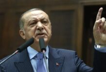 AKP’li Cumhurbaşkanı Erdoğan’dan Boğaziçi eylemleriyle ilgili bilindik açıklama: “Siz terörist misiniz?”
