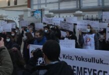 “Geçinemiyoruz” diyen esnaf yine sokaktaydı!