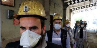 AKP’den emekçilere bir darbe daha: Kısa çalışma ödeneğinin Mart sonunda kaldırılması planlanıyor, işçiler ücretsiz izne çıkarılacak