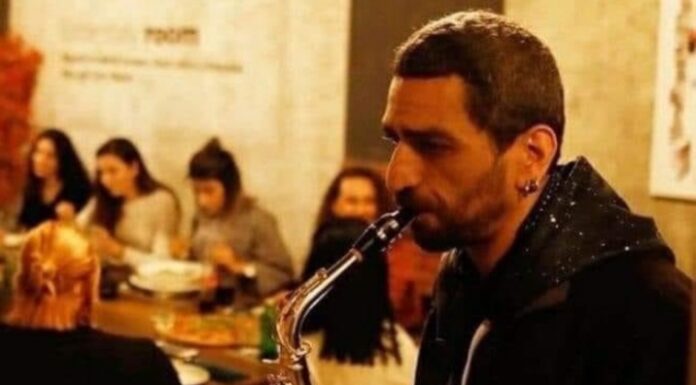 Bir müzisyen daha geçim sıkıntısı nedeniyle intihara sürüklendi