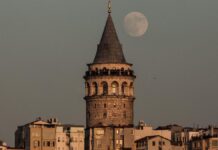 Gezi Parkı’nın ardından Galata Kulesi de devredildi!