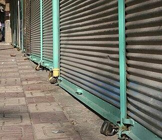 Diyanet, salgın koşullarında zorluk çeken kiracılarını icraya verdi!