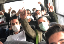 Tuncay Özilhan’ın villasının önünde eylem yapan Migros işçileri, polis tarafından gözaltına alındılar!
