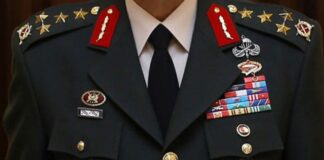 Fahrettin Altun, “Siz kimsiniz” dedi, AKP’yi eleştiren emekli amiraller hakkında soruşturma başlatıldı!