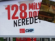 AKP “128 milyar dolar nerede?” afişini savcılık kararıyla CHP binasından indirdi!