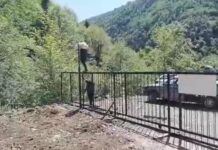 Yandaş Cengiz İnşaat, İkizdere direnişini engellemek için demir kapı yaptı