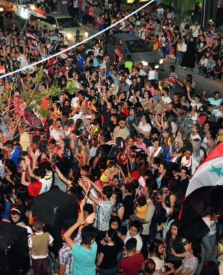 Suriye’de halk sokaklarda: Esad, seçimde oyların yüzde 95’ini alarak seçimi kazandı