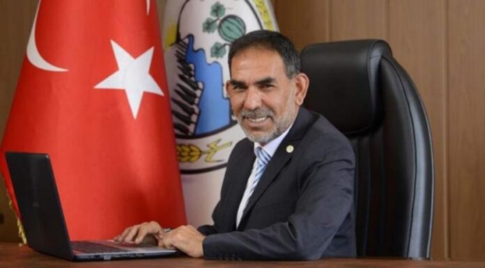 MHP’li Belediye Başkanı, kendini savunurken aldığı rüşveti itiraf etti