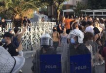 Kayyım rektör Melih Bulu’nun “icraatları”: Akademisyenler okula alınmadı, üniversitenin kapısına yeniden kilit vuruldu, öğrenciler polis tarafından darp edildi