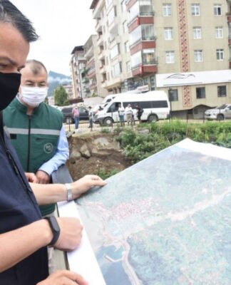 Selin vurduğu Artvin’de konuşan Tarım ve Orman Bakanı: “Vatandaşımız kendini korumanın yollarını arayacak”