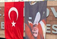 Atatürk posterini ters asan AKP’li Belediye “CHP zihniyetini” suçladı