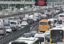 İstanbul’da trafik yoğunluğu yüzde 72’ye çıktı