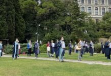 Boğaziçili akademisyenler 167’inci günde de sırtlarını kayyım rektöre döndü