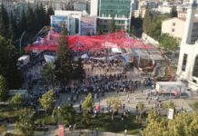 Erdoğan’ın mitingi televizyonda farklı gerçekte farklı!