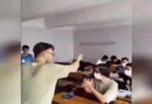 Sınıf başkanı seçilen öğrenci, “seçmenlerine” çay fırlattı – VİDEO