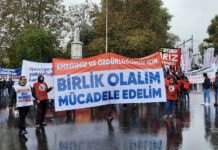 Kartal’da İşçi-Emekçi Mitingi: Yoğun yağmura rağmen yüzlerce emekçi alandaydı